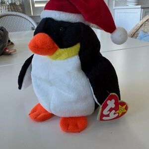 TY Beanie Baby Penguin “Zero” 1998 with Santa Hat